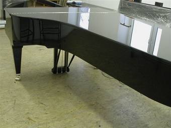 Piano's Van Innis - Restauratie concertvleugel Tallone van Robert Groslot